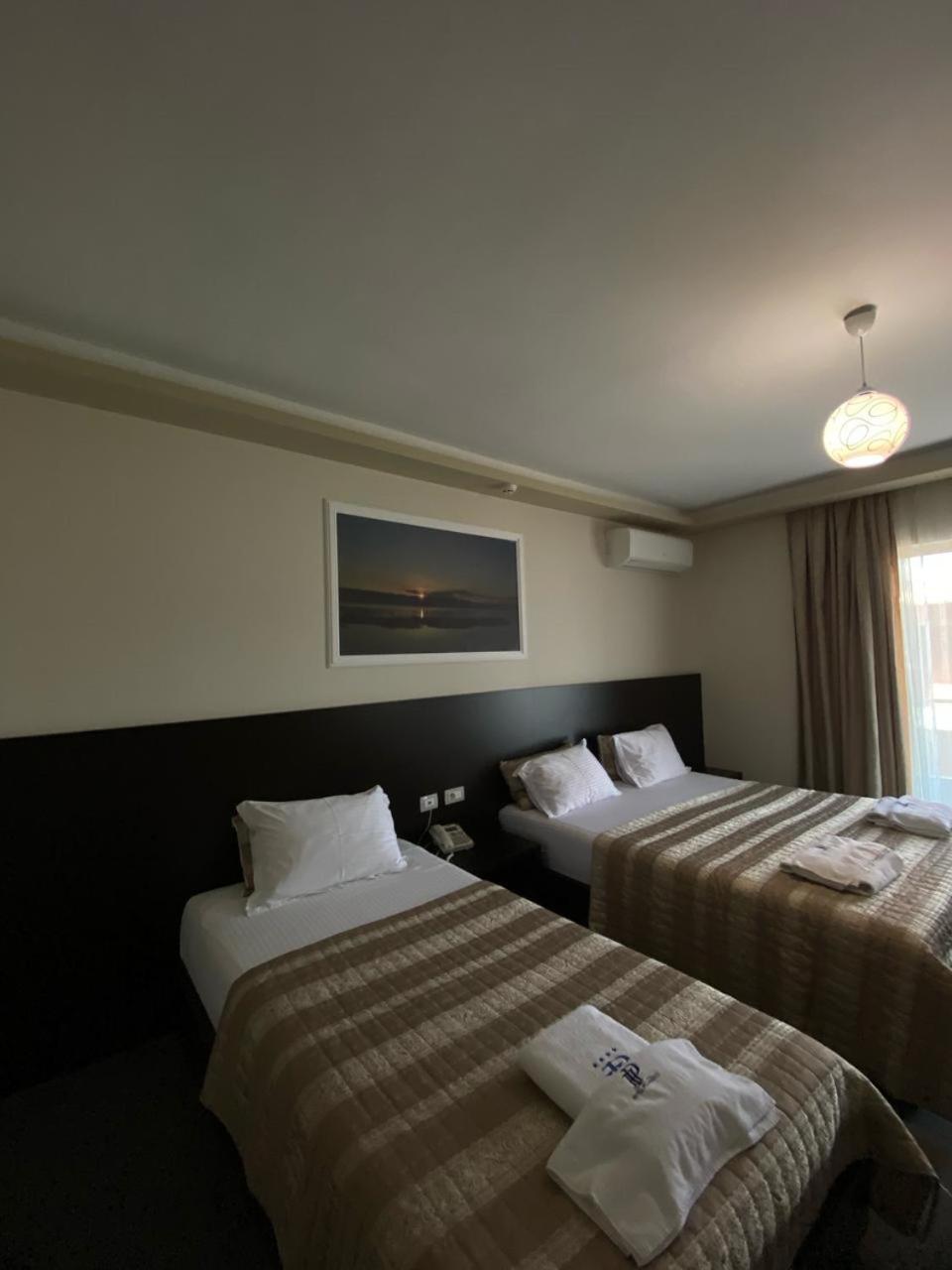 Hotel Pogradeci 2 Tushemisht Eksteriør bilde