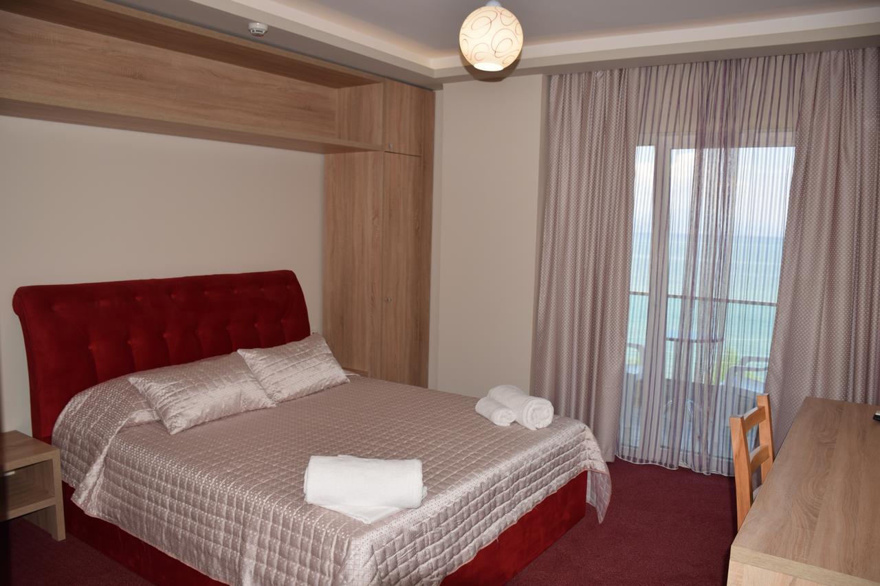 Hotel Pogradeci 2 Tushemisht Eksteriør bilde