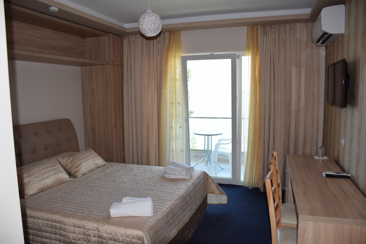 Hotel Pogradeci 2 Tushemisht Eksteriør bilde