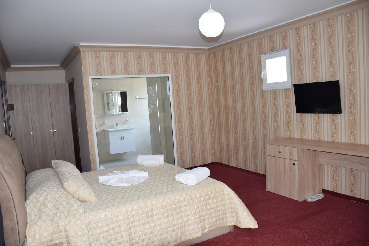 Hotel Pogradeci 2 Tushemisht Eksteriør bilde
